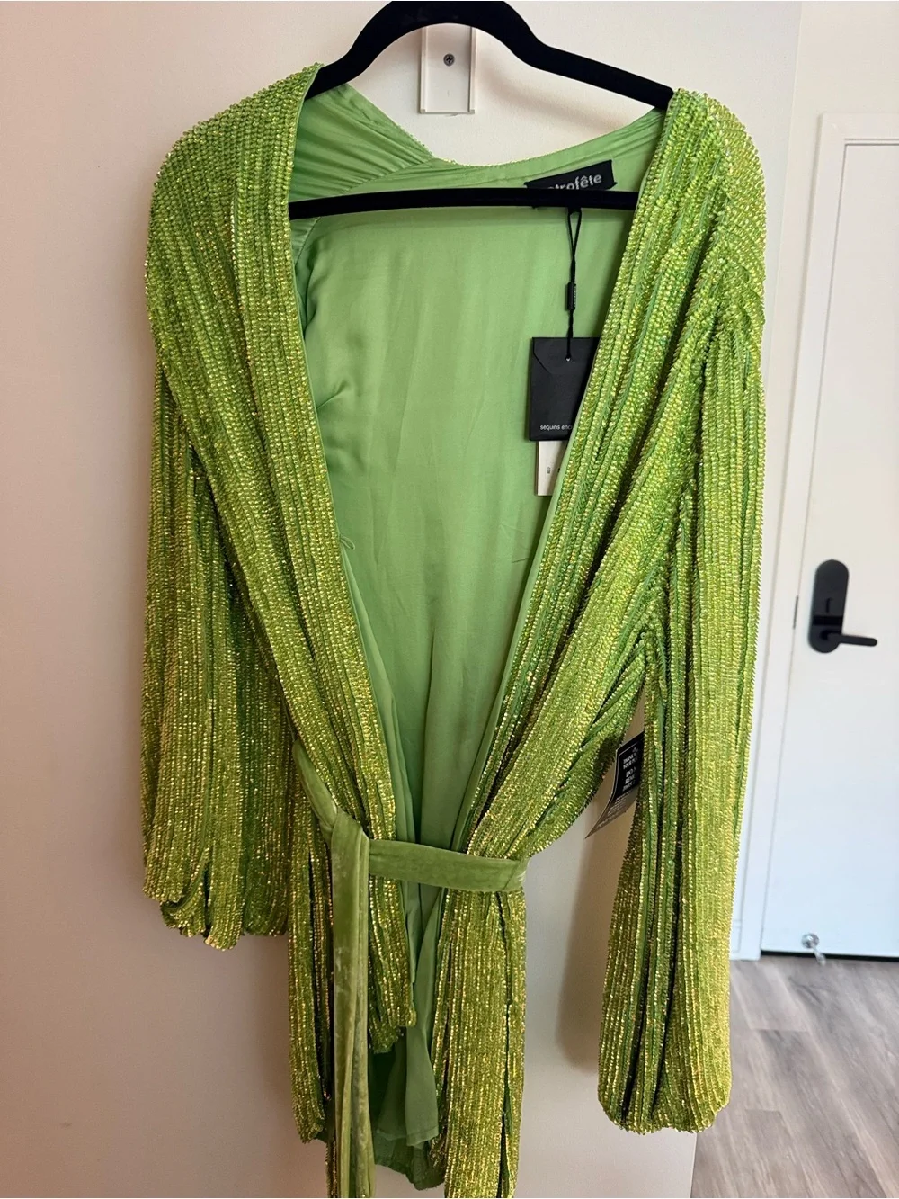 Retrofete bright green
